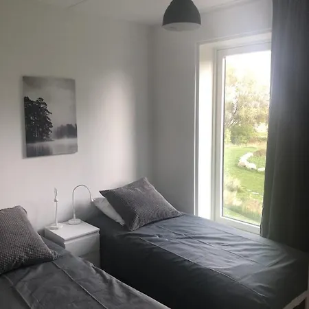 3 Bedroom At Margretheholmsvej With Balcony Near The Opera House And The Center 2 Apartmán Kodaň
