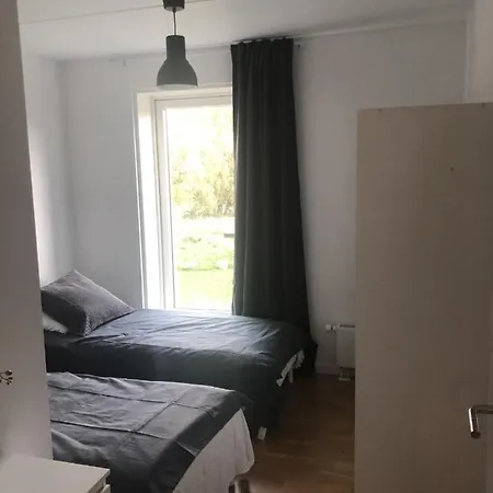 3 Bedroom At Margretheholmsvej With Balcony Near The Opera House And The Center 2 Kodaň