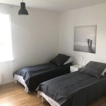 3 Bedroom At Margretheholmsvej With Balcony Near The Opera House And The Center 2 Apartmán *