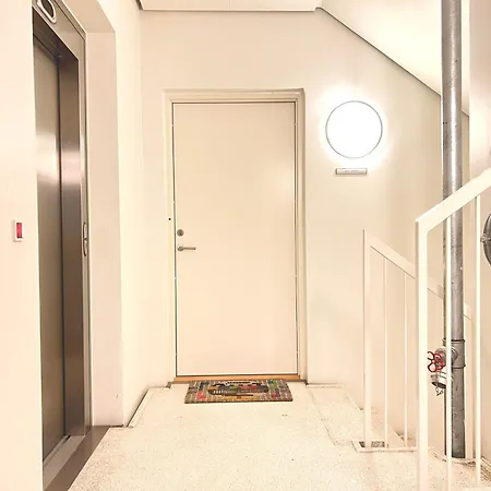 3 Bedroom At Margretheholmsvej With Balcony Near The Opera House And The Center 2 Apartmán *