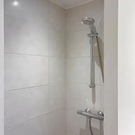 Apartmán 3 Bedroom At Margretheholmsvej With Balcony Near The Opera House And The Center 2 *