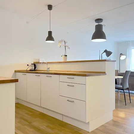 Apartmán 3 Bedroom At Margretheholmsvej With Balcony Near The Opera House And The Center 2 *